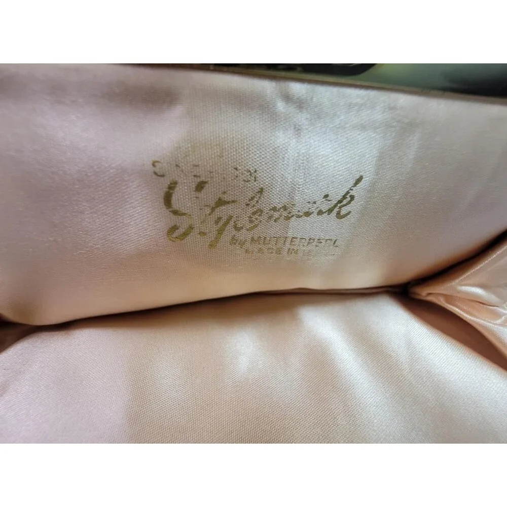 Vintage Stylemark by Mutterperl Black Satin Clutch Purse Gold Faux Pearl Clasp